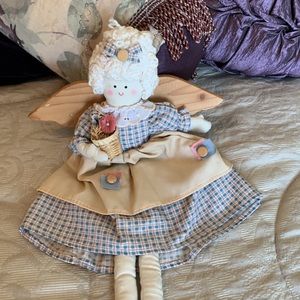 Farmhouse Angel
